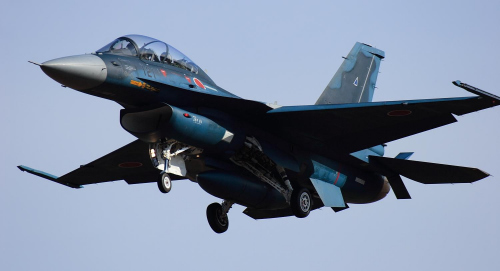 ��������˾F-16 C/DΪ�������ձ�F-2ս��