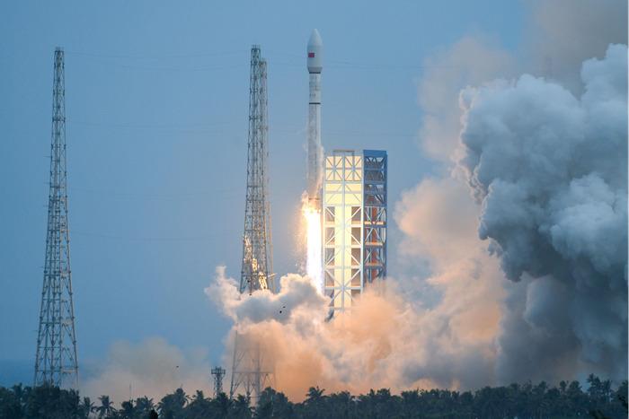 中国成功发射卫星互联网低轨卫星