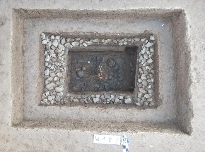 西安发现战国积石墓和唐代塔墓