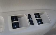 �������ս 4�������м�������ָ���Ա�