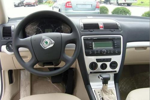 �������ս 4�������м�������ָ���Ա�