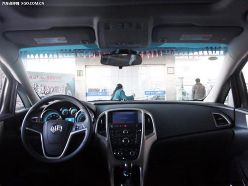 �˶�ѡ˭ ���Ӣ�ʶԱȸ��ظ���˹����