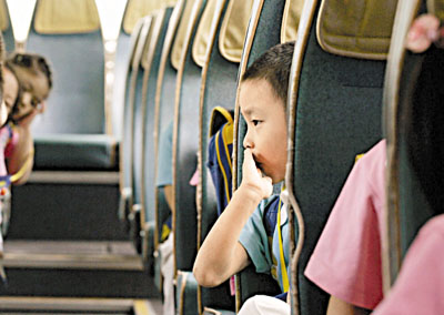 �۽���ۿ羳ѧͯ����֤���ؽ��������ں�ǰ��