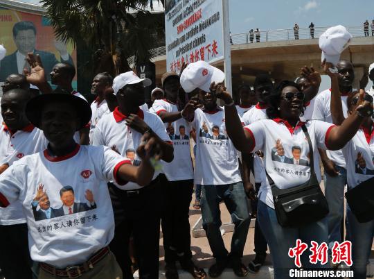 ϰ��ƽ�ִﲼ����ά���������ڼе���ӭ��ͼ��