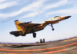 ���������к��״γ�����15�ں�ĸ�ϳ��Ϳշ���