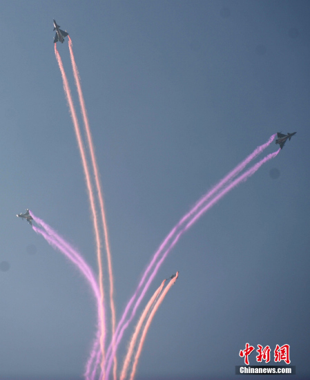 �麣��չ�����й��վ���������