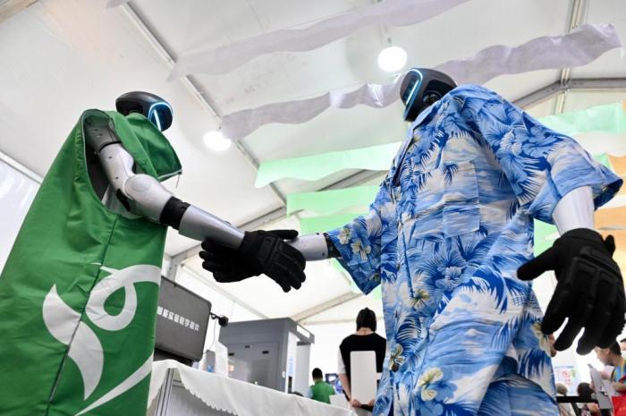 香港加速推动“AI+”