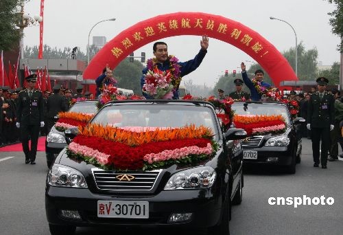 ��ͼ�����ߺ���Ա��־���������������ؾ�