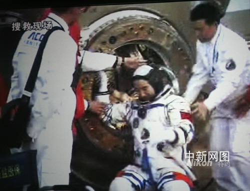 ͼ�������ߺź���Ա���γ���